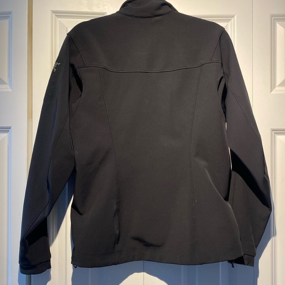 Arc’teryx Black Full Zip Jacket - Picture 4 of 4